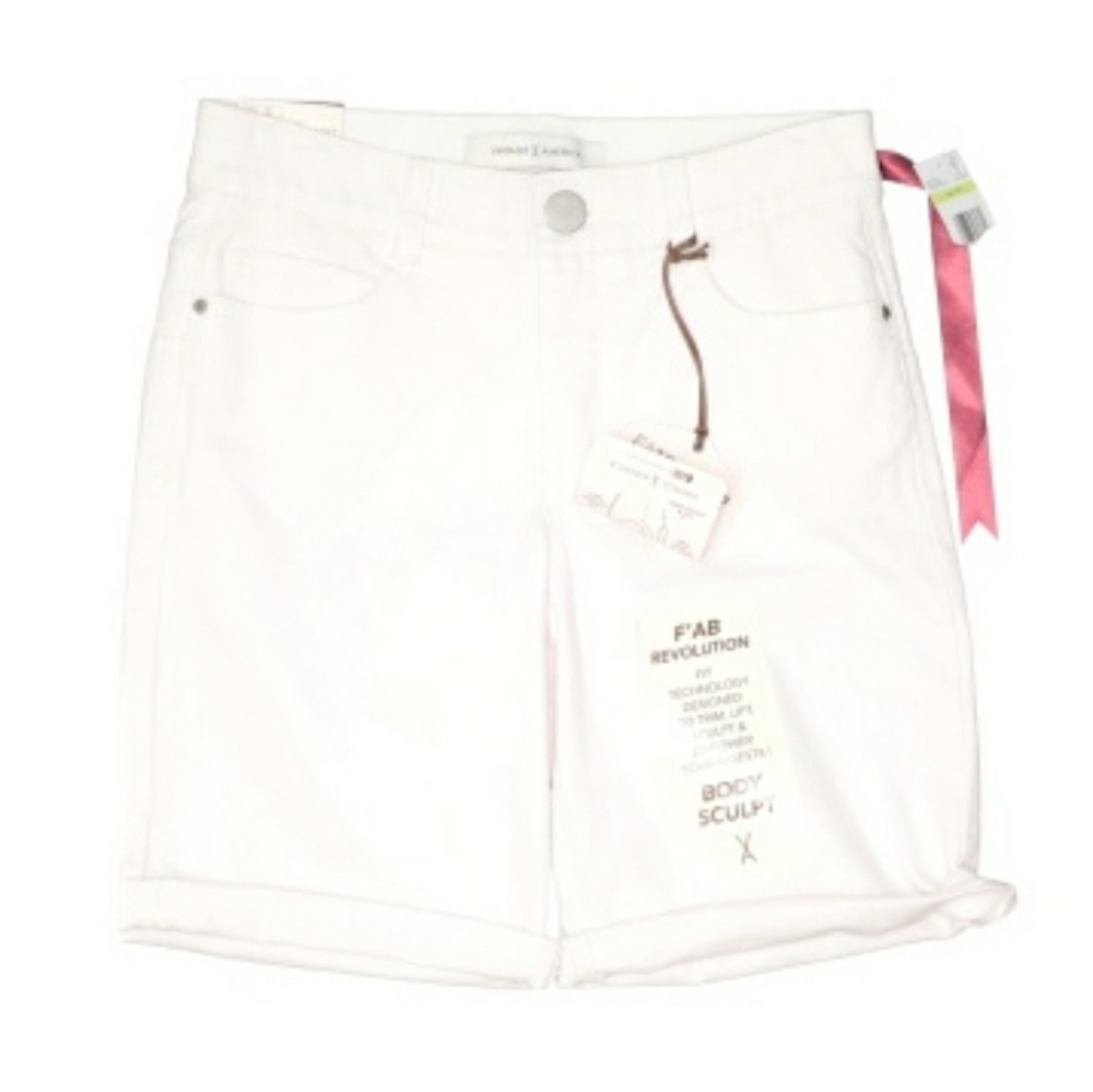 NWT! Vintage America Womens White Bermuda Shorts 4